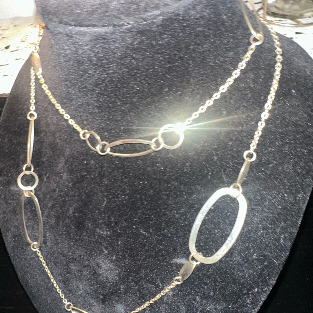Gold Necklace with Oval Elements and Delicate Chain
